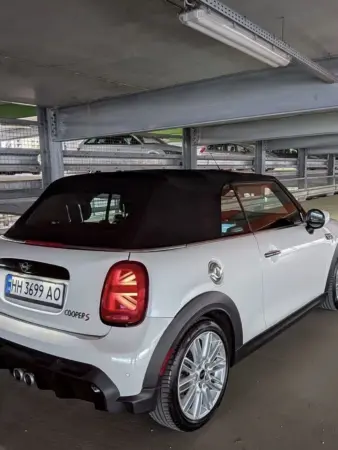 Foto 08 mini cooper s cabrio 2024 white rear roof closed